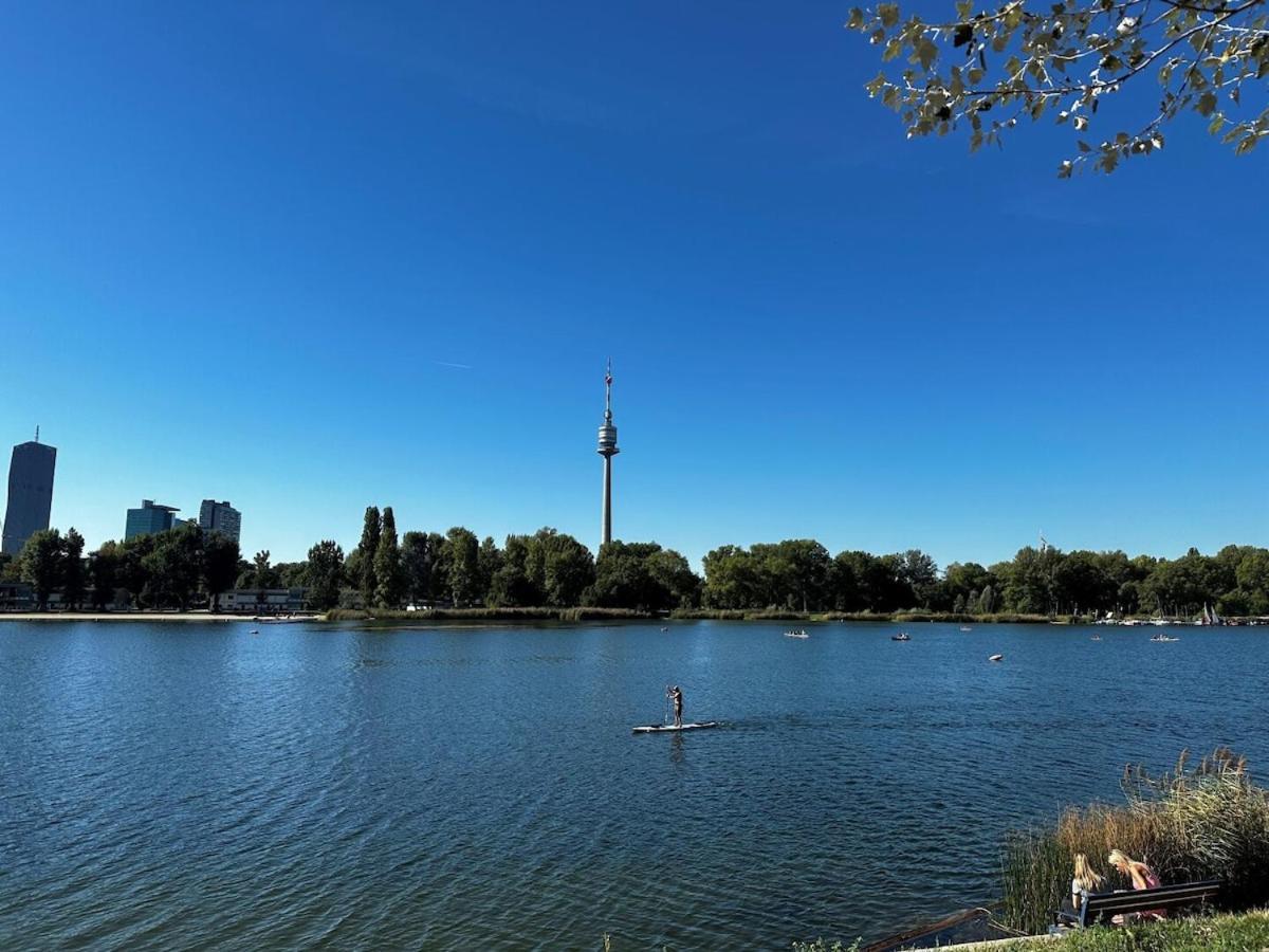 Traumapartment An Der Alten Donau Вена Экстерьер фото